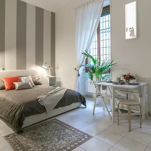 Apartment Next Stop - Station, Milan