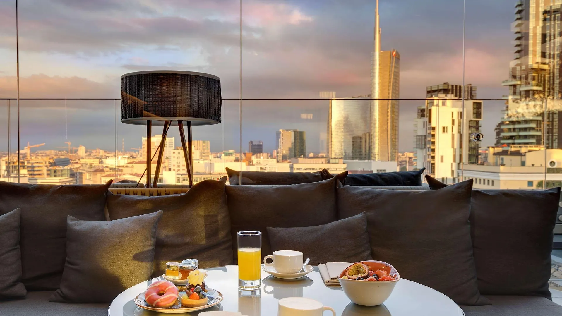 Me Milan Il Duca Hotel 5*,  Italy